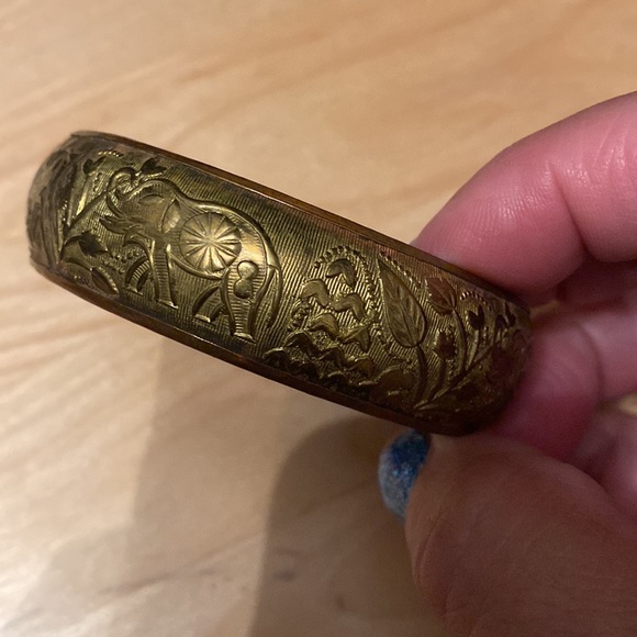 Vintage from India solid Brass Cuff Bracelet Elephant Design 1980s - Picture 7 of 7